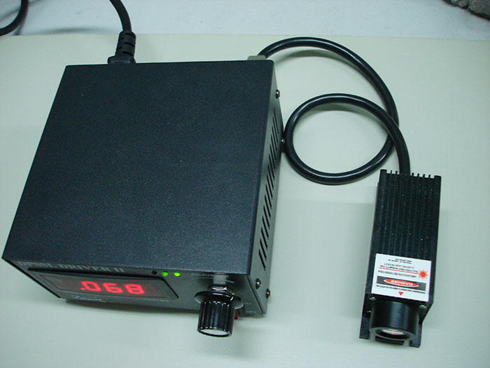 842nm 50mW IR Semiconductor Laser TEM00 Lab Laser System - Click Image to Close